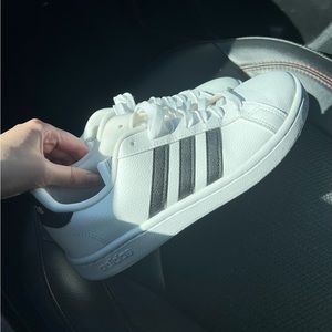 Adidas Grand Court White / Black Womens Shoes
